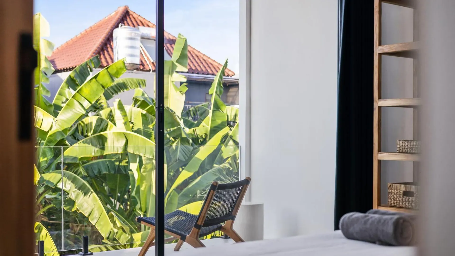 Hotel White Residence - Art & Boutique Villas Seminyak