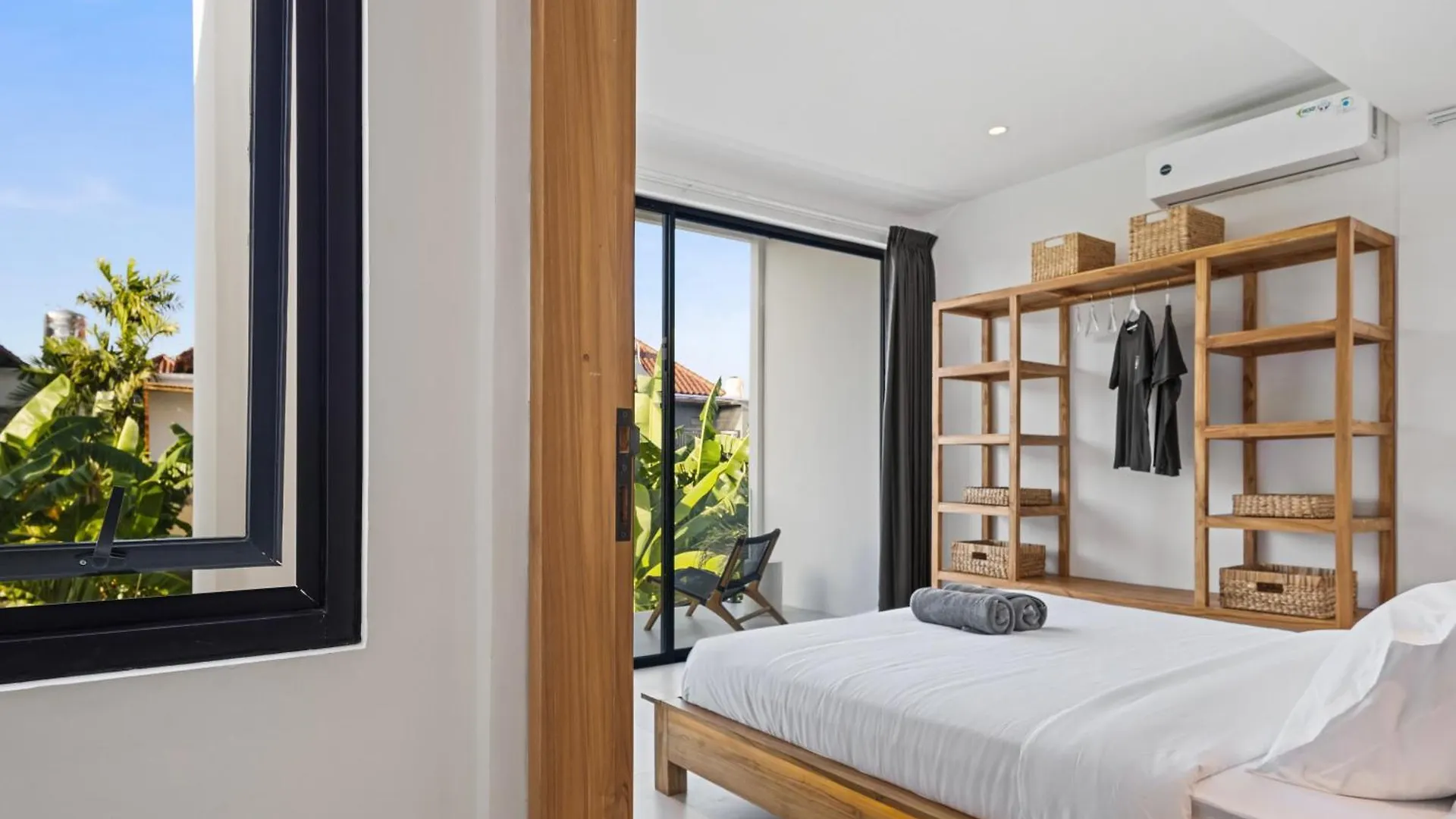 **** Hotel White Residence - Art & Boutique Villas Seminyak  Indonesia
