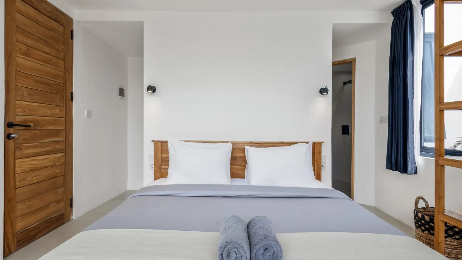 White Residence - Art & Boutique Villas Seminyak  Hotel