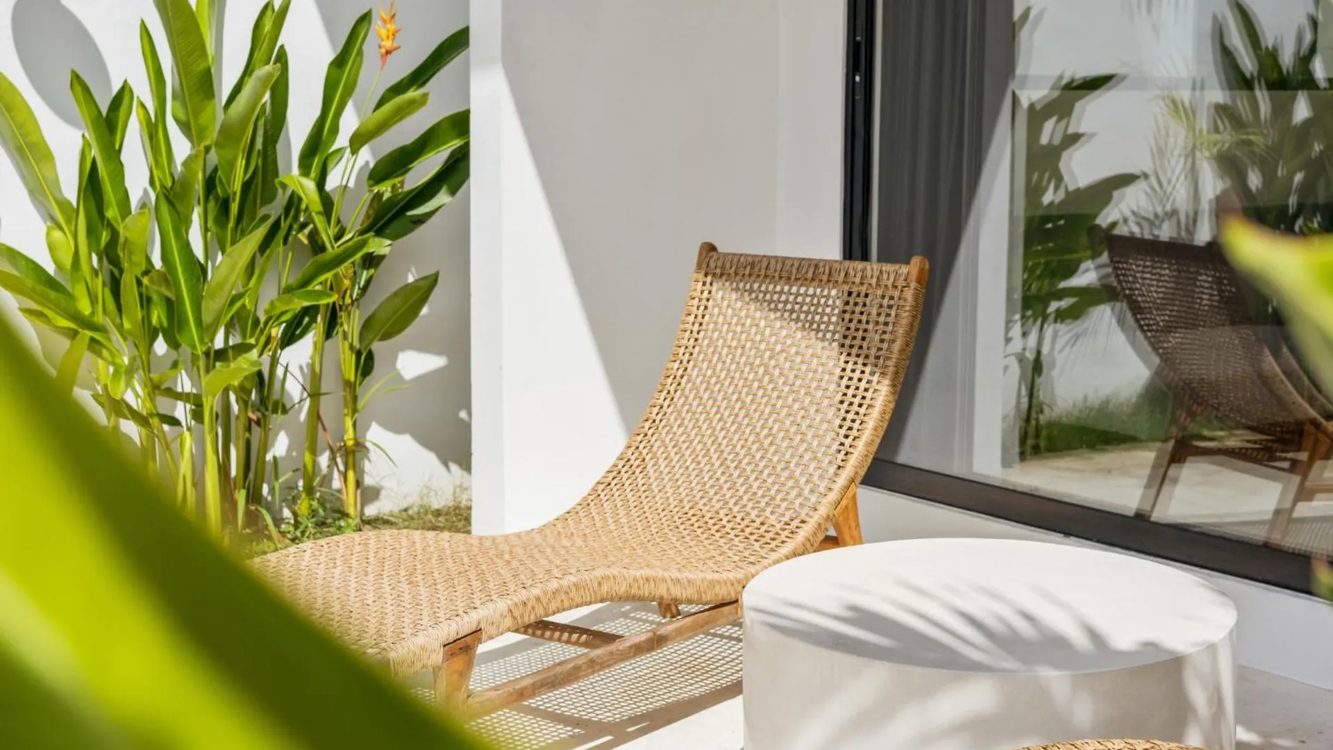 White Residence - Art & Boutique Villas Seminyak